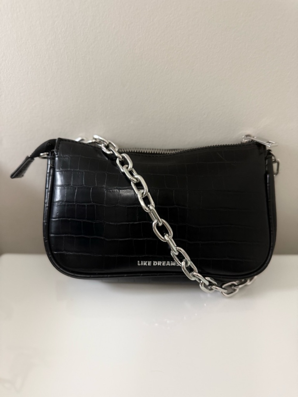 LIKE DREAMS Black Crocodile Embossed Silver‎ Chain Zip Closure Shoulder Bag